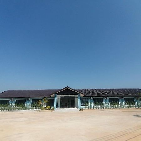 ເຮືອນພັກບີວີ Otel Ban Thongchai-Tai Dış mekan fotoğraf