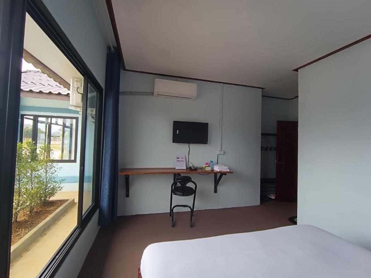 ເຮືອນພັກບີວີ Otel Ban Thongchai-Tai Dış mekan fotoğraf