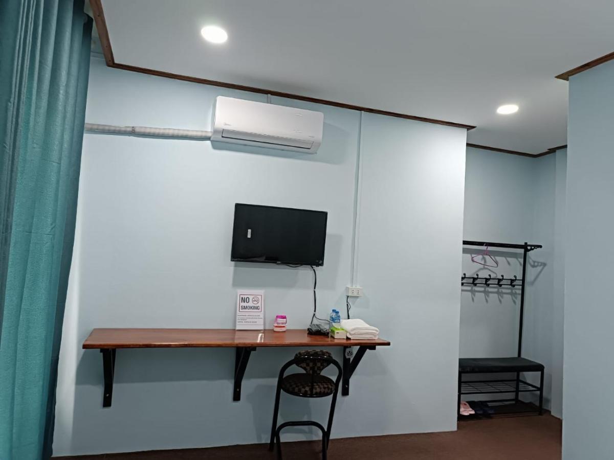 ເຮືອນພັກບີວີ Otel Ban Thongchai-Tai Dış mekan fotoğraf